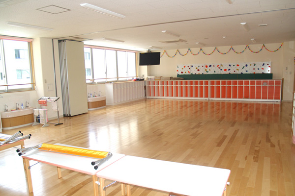 長崎の学校法人百合の園学院　認定こども園　百合幼稚園