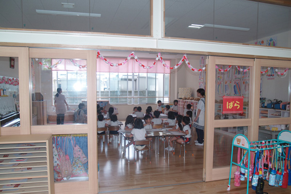 長崎の学校法人百合の園学院　認定こども園　百合幼稚園
