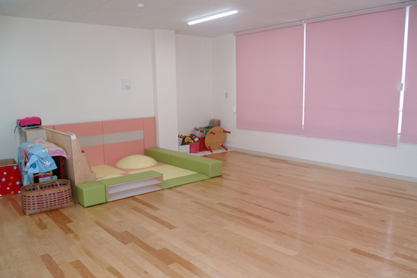 長崎の学校法人百合の園学院　認定こども園　百合幼稚園